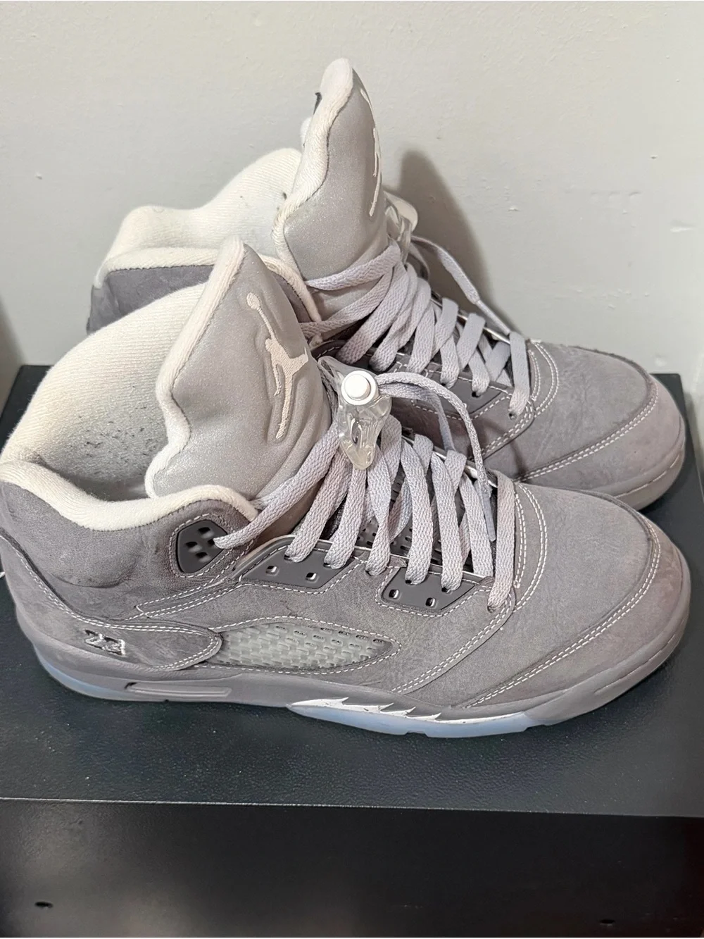 Air Jordan Retro 5 Wolf Grey Size 7.5 Men